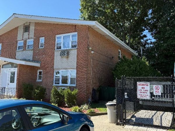 675 Pelham Road , Unit D-14, New Rochelle, NY 10805