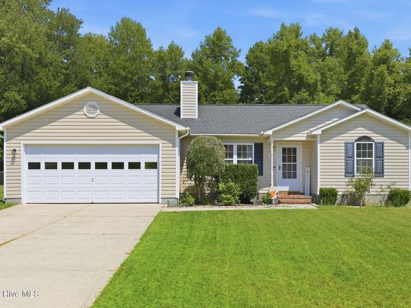 112 Ellen Court , Jacksonville, NC 28540