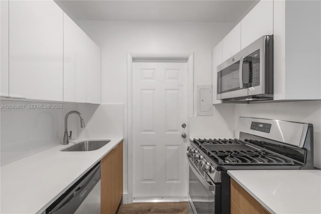 2300 SW 3rd Ave, Unit 12A, Miami, FL 33129 Photo
