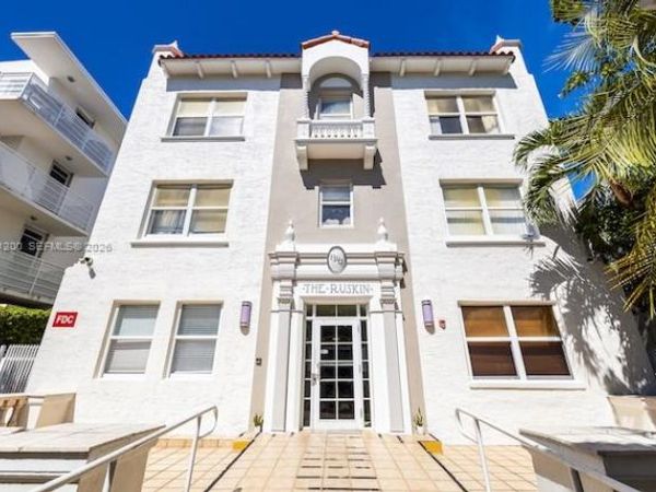 1542 Drexel Ave , Unit 302, Miami Beach, FL 33139