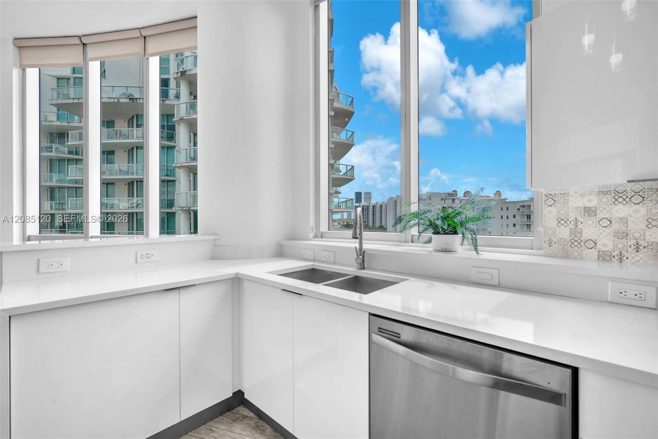 3029 NE 188th St , Unit 725, Aventura, FL 33180 Photo