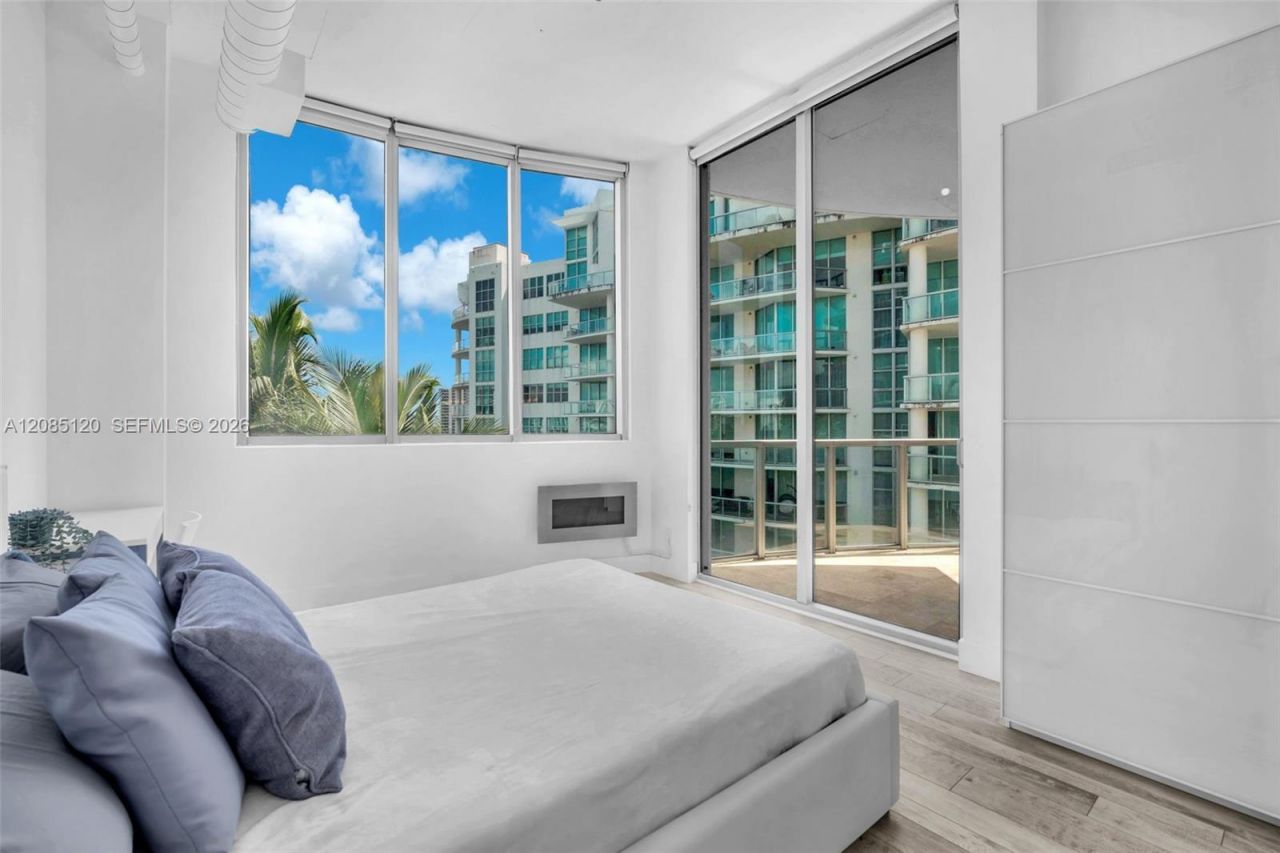 3029 NE 188th St , Unit 725, Aventura, FL 33180 Photo