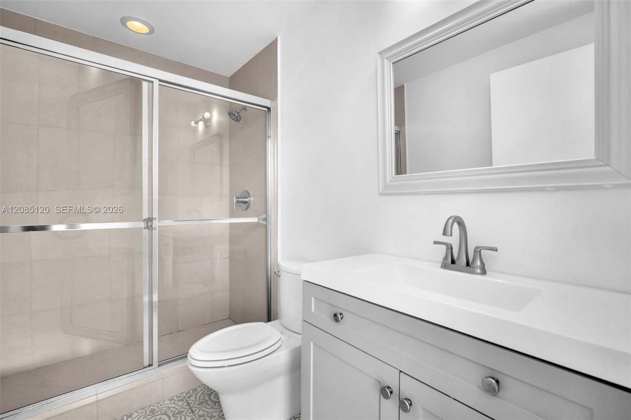 3029 NE 188th St , Unit 725, Aventura, FL 33180 Photo