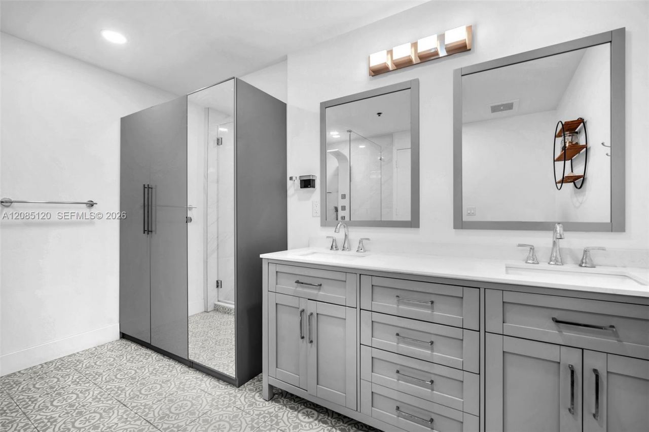 3029 NE 188th St , Unit 725, Aventura, FL 33180 Photo