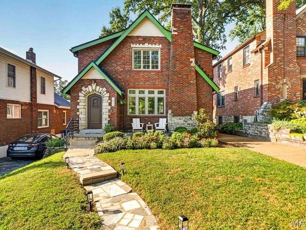 7472 Cornell Avenue , St Louis, MO 63130