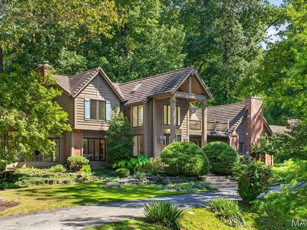 16463 Dapple Gray Court, Chesterfield, MO 63005