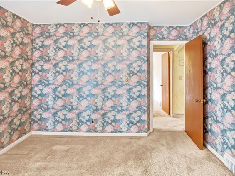 300 Eastland Road, Berea, OH 44017 Photo 16