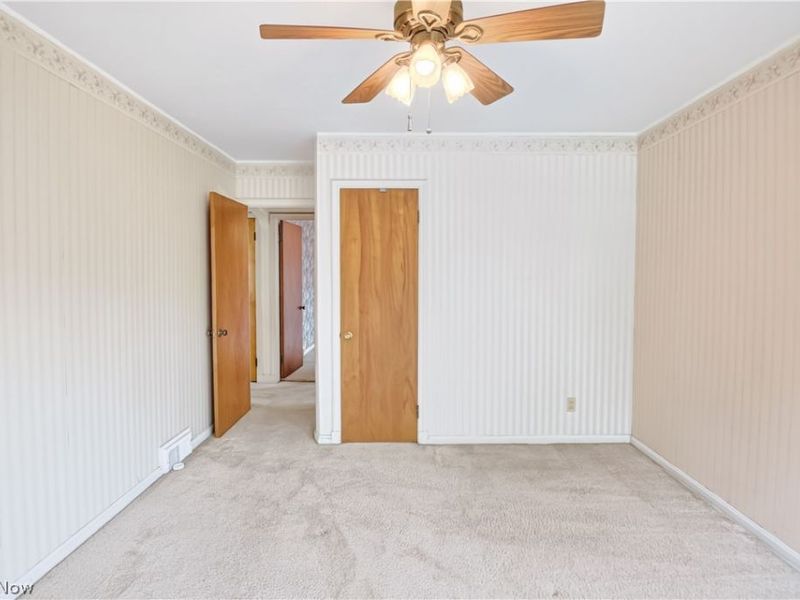 300 Eastland Road, Berea, OH 44017 Photo 18
