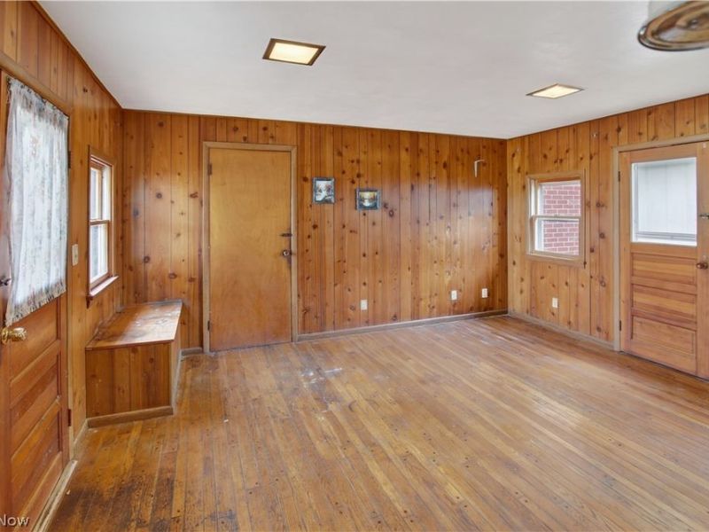 300 Eastland Road, Berea, OH 44017 Photo 23
