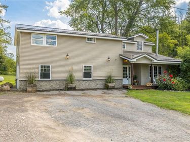 2280 Layton Street Road, Lyons, NY 14489