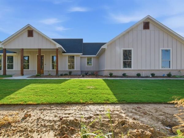 209 Waterford, Weatherford, TX 76086