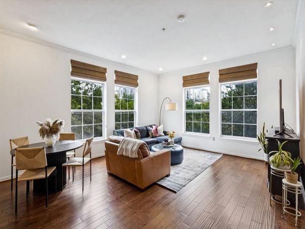 2305 Worthington Street , Unit 206A, Dallas, TX 75204