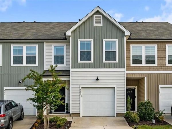 903 Falls Grove Trail, High Point, NC 27265