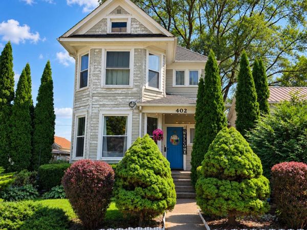 402 W 7TH, Muscatine, IA 52761