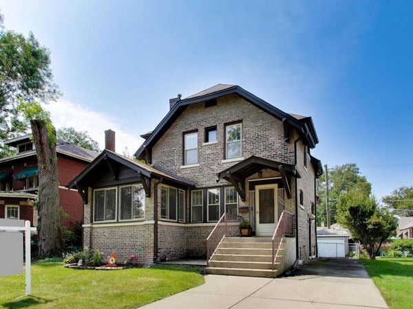 10530 S Leavitt Street , Chicago, IL 60643
