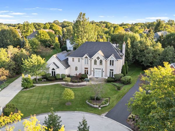 22929 N Woodcrest Lane, Kildeer, IL 60047
