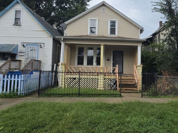 11566 S Lafayette Avenue , Chicago, IL 60628