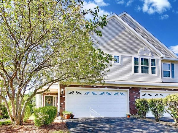 8505 Foxborough Way , Joliet, IL 60431