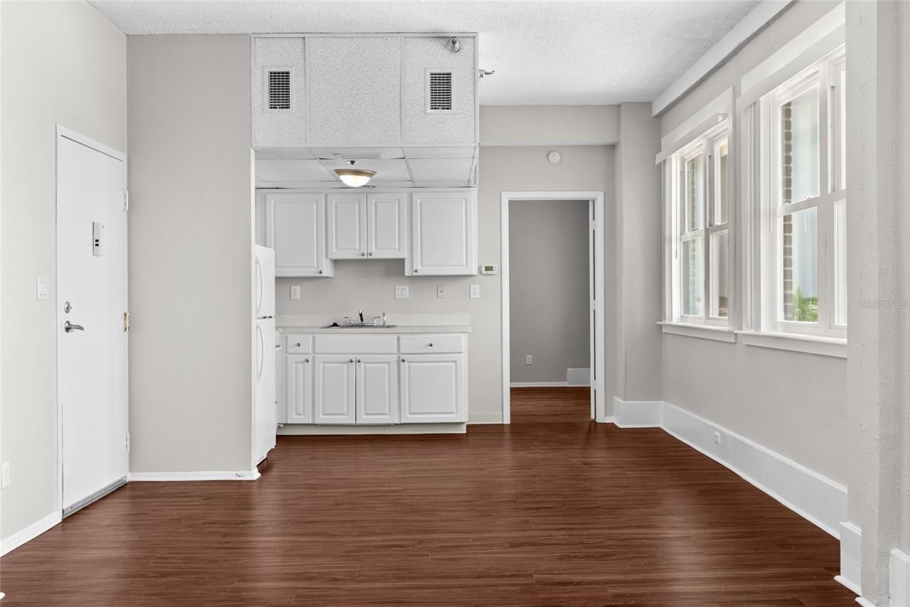 411 1st Avenue N, Unit 709, Saint Petersburg, FL 33701 Photo