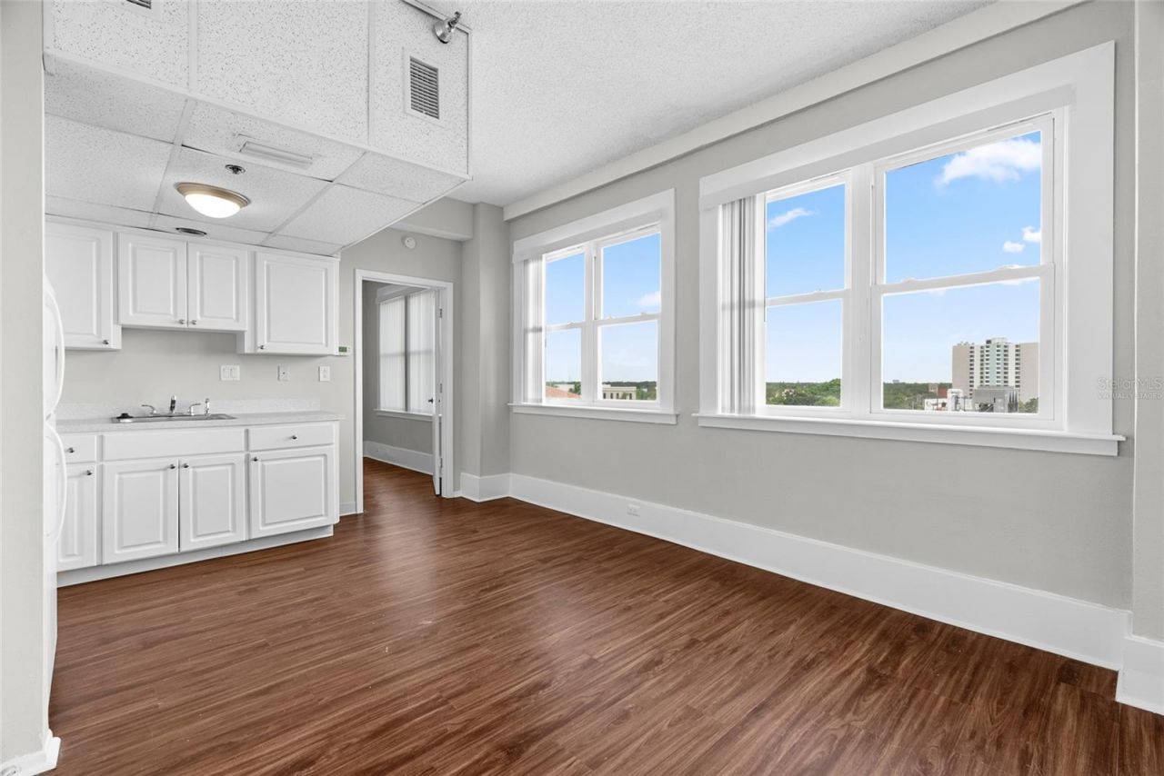 411 1st Avenue N, Unit 709, Saint Petersburg, FL 33701 Photo