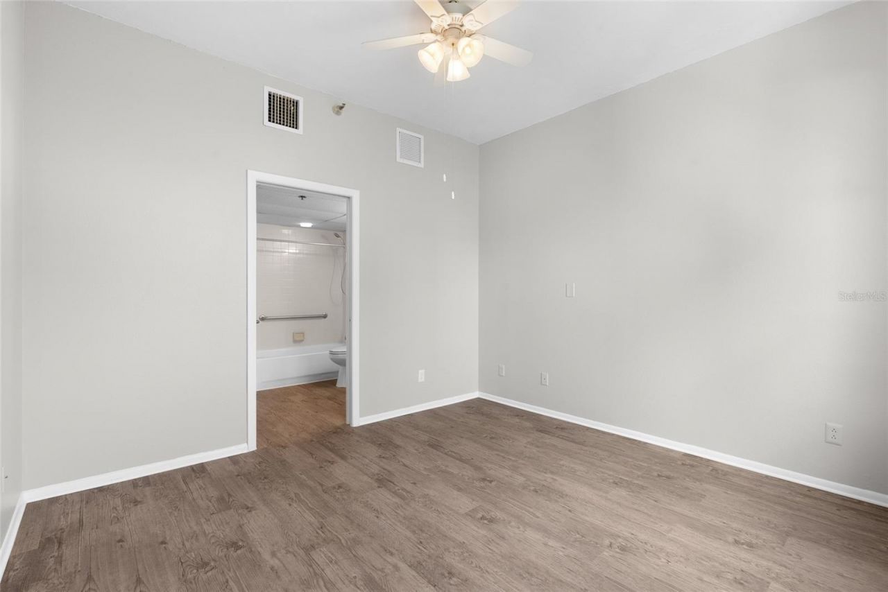 411 1st Avenue N, Unit 713, Saint Petersburg, FL 33701 Photo
