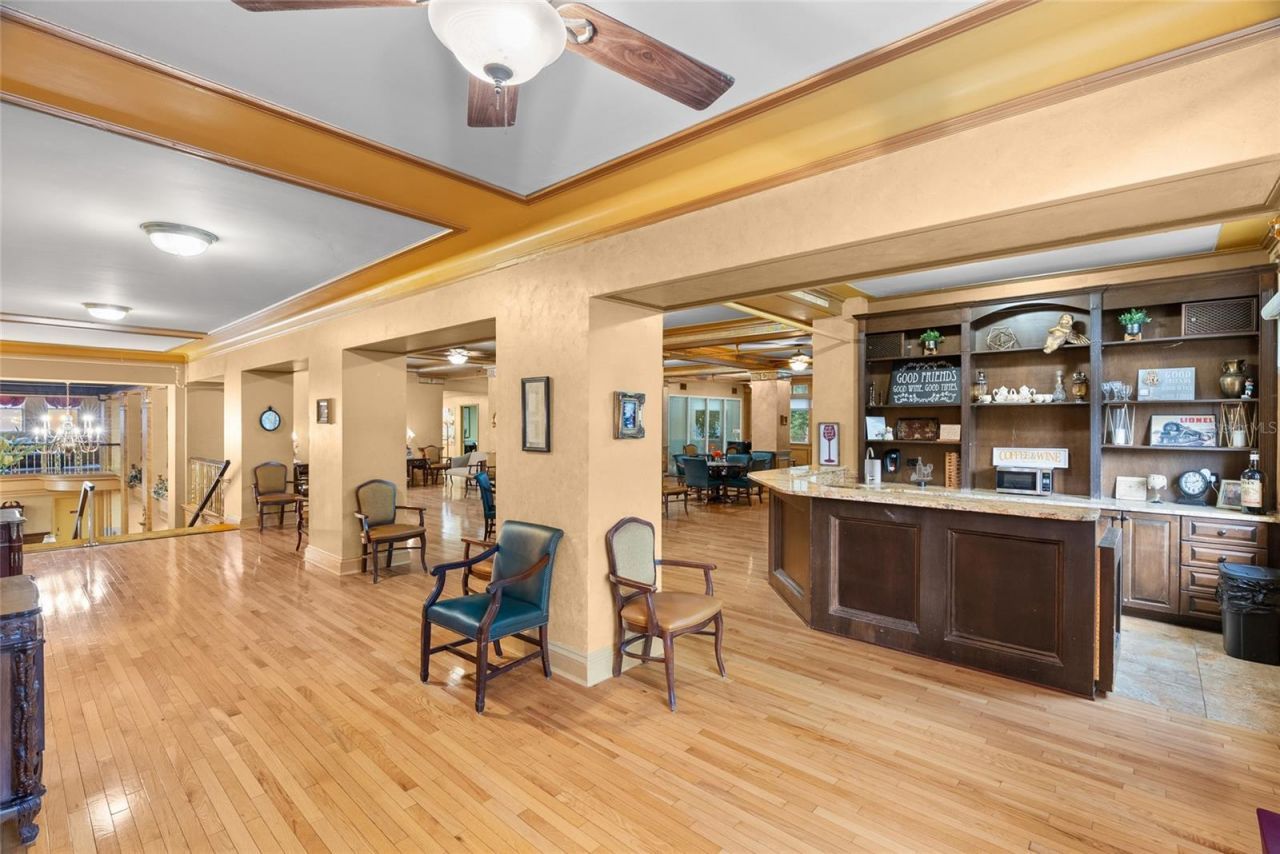 411 1st Avenue N, Unit 713, Saint Petersburg, FL 33701 Photo