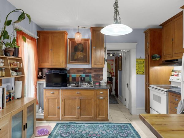 2721 Columbus Avenue, Minneapolis, MN 55407