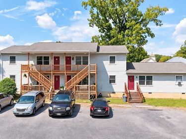 210 E LOCUST STREET , WOODSTOCK, VA 22664