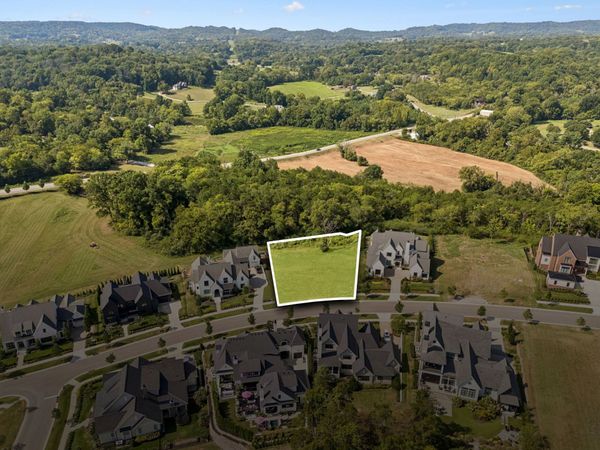 9113 Sawtooth Ln, Unit 14004, College Grove, TN 37046