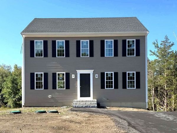 47 North Main Street, Freetown, MA 02702