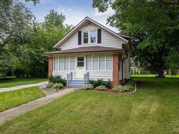 421 S Whiton Street, Whitewater, WI 53190