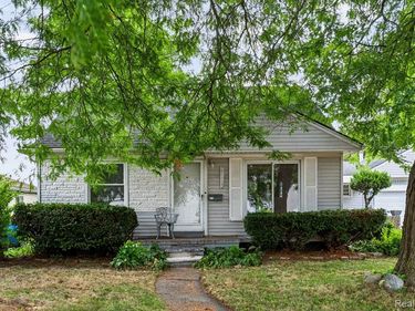 27114 Baldwin Avenue , Warren, Mi 48092