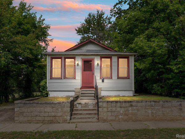 44 Orton Avenue , Pontiac, Mi 48341