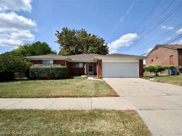 6221 Mayburn Street , Dearborn Heights, Mi 48127
