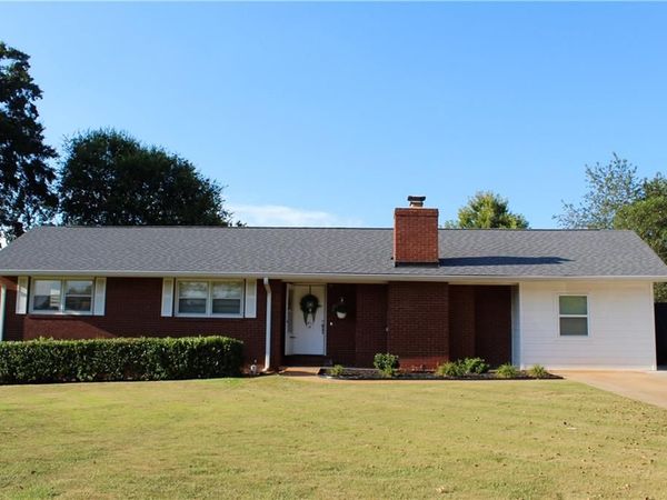 15 Georgia Boulevard , Cartersville, GA 30120
