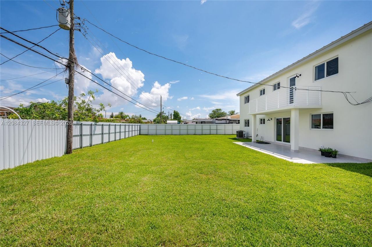 9361 SW 27th St, Miami, FL 33165 Photo