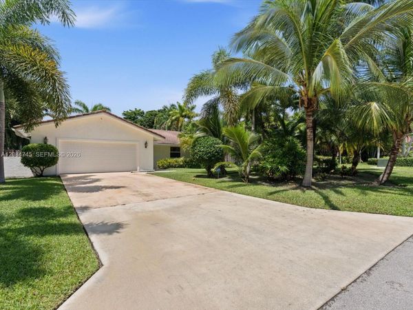 731 NW 4th Ct , Boca Raton, FL 33432
