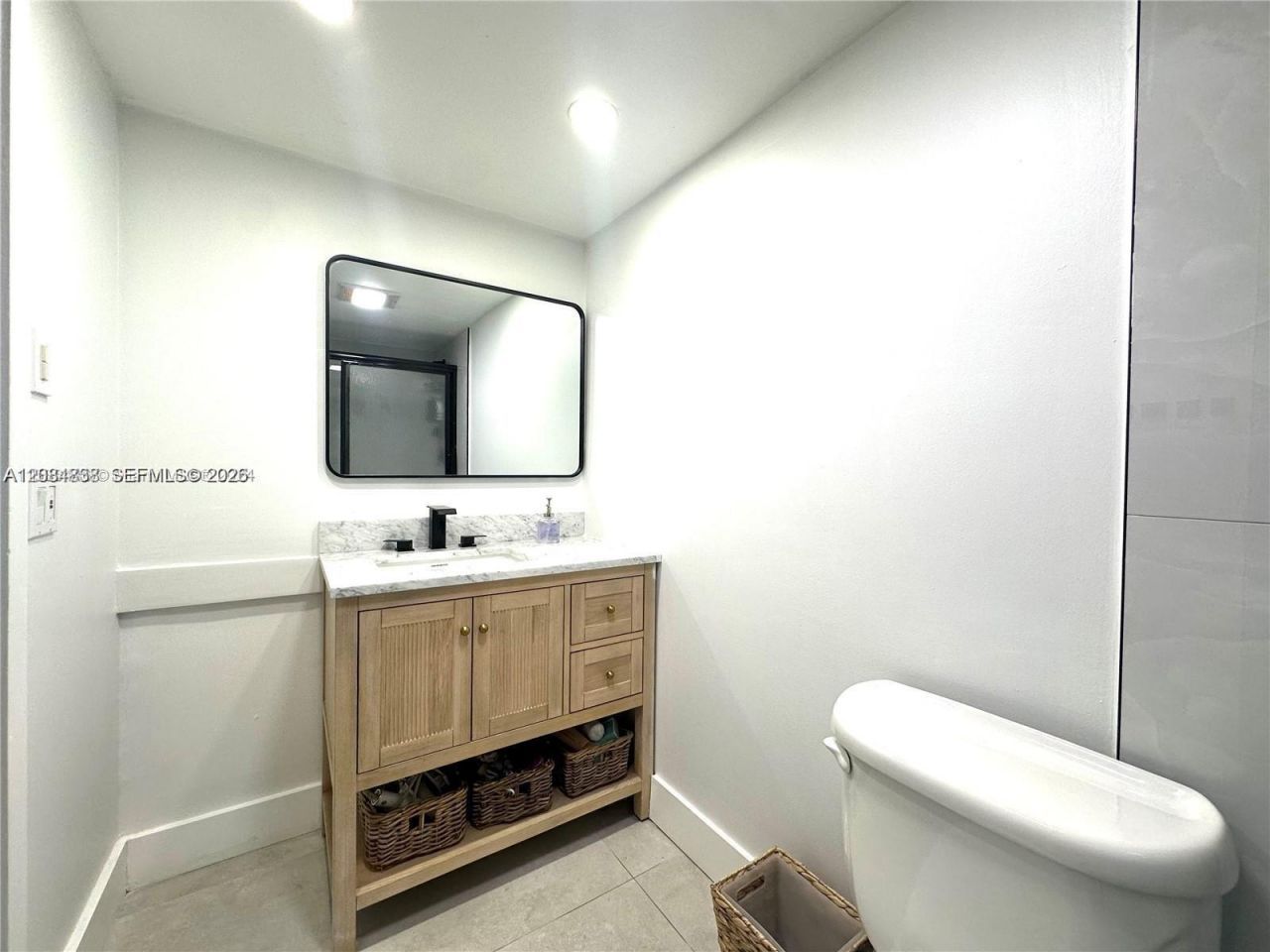 620 NE 12th Ave , Unit 102, Hallandale Beach, FL 33009 Photo