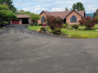 18 Logans Run , Dryden, NY 13053