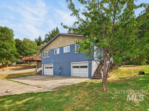 927/929 Vandal Dr., Moscow, ID 83843