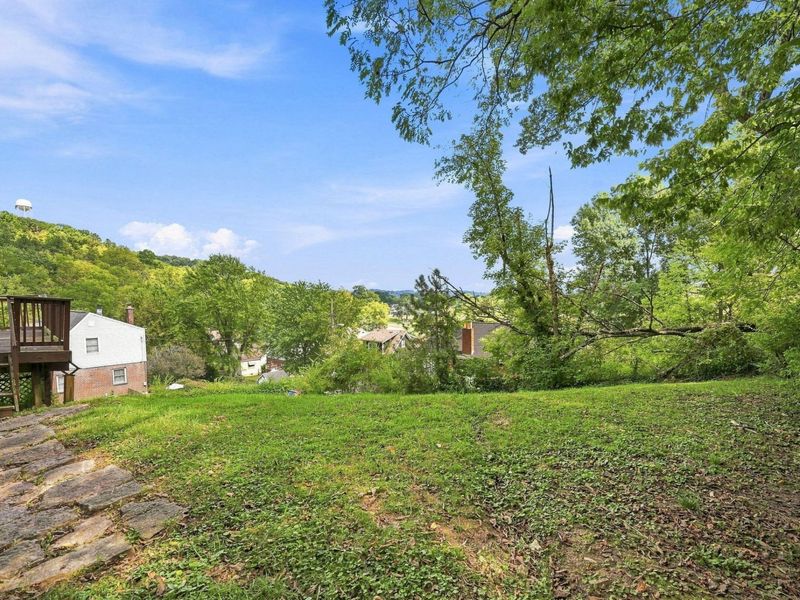 31 Loraine Court, Covington, KY 41015 Photo 2