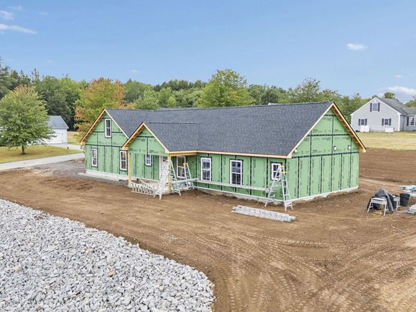 3 Sunrise Drive , Hallowell, ME 04347