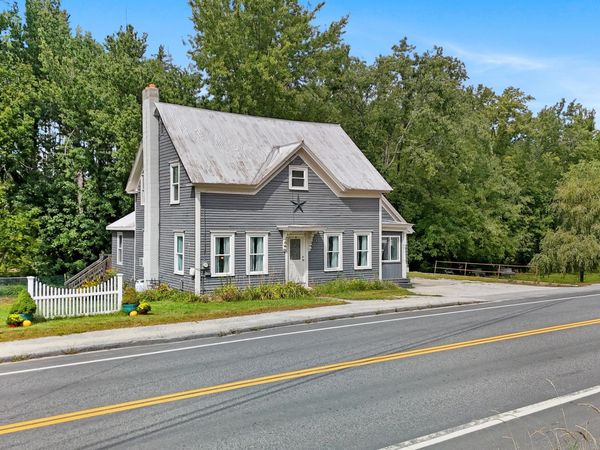 29 Depot Street , Buckfield, ME 04220
