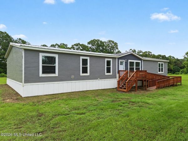 21 Margaret Avenue, McHenry, MS 39561