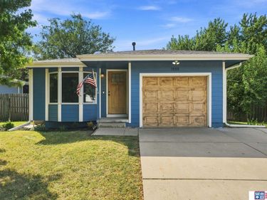 1555 SW 32nd Street, Lincoln, NE 68522