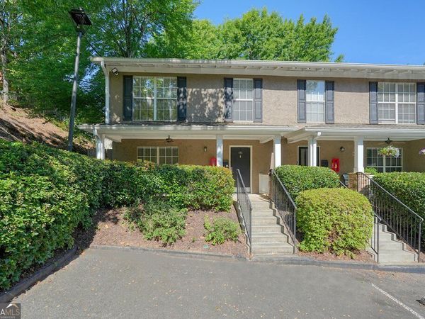 3180 Seven Pines Court, Unit 101, Atlanta, GA 30339