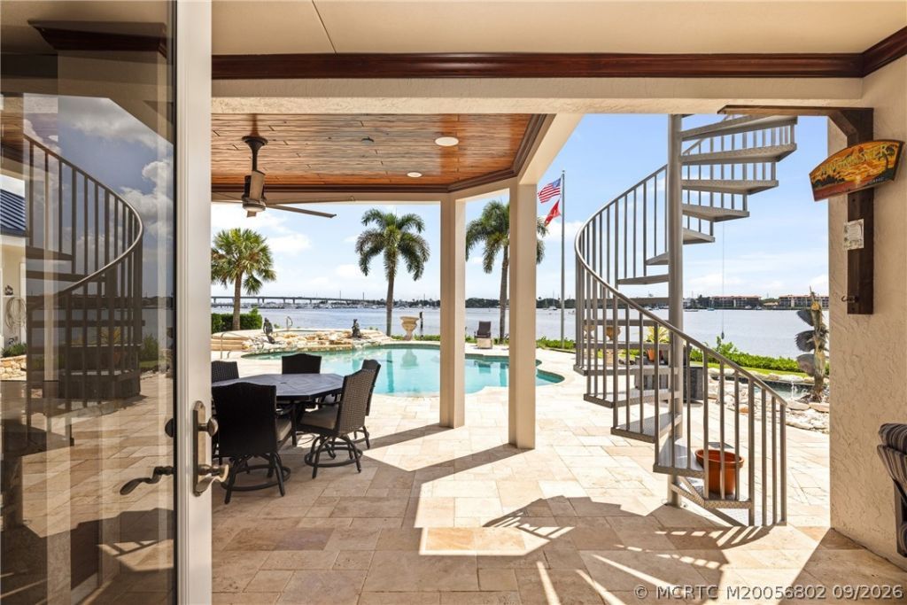 661 SW Bay Pointe Circle, Palm City, FL 34990 Photo