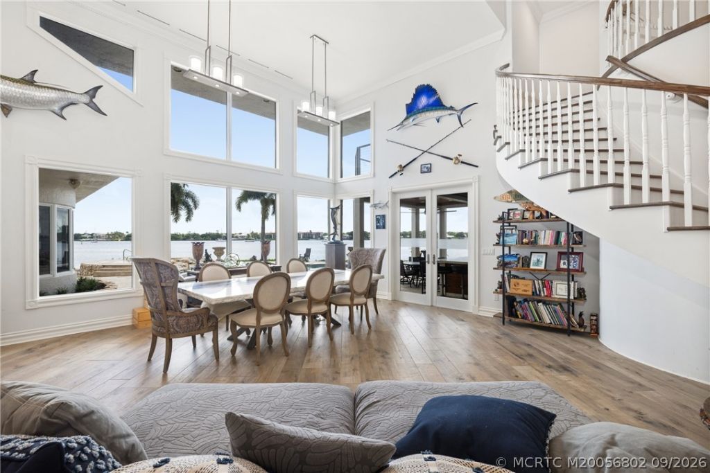 661 SW Bay Pointe Circle, Palm City, FL 34990 Photo