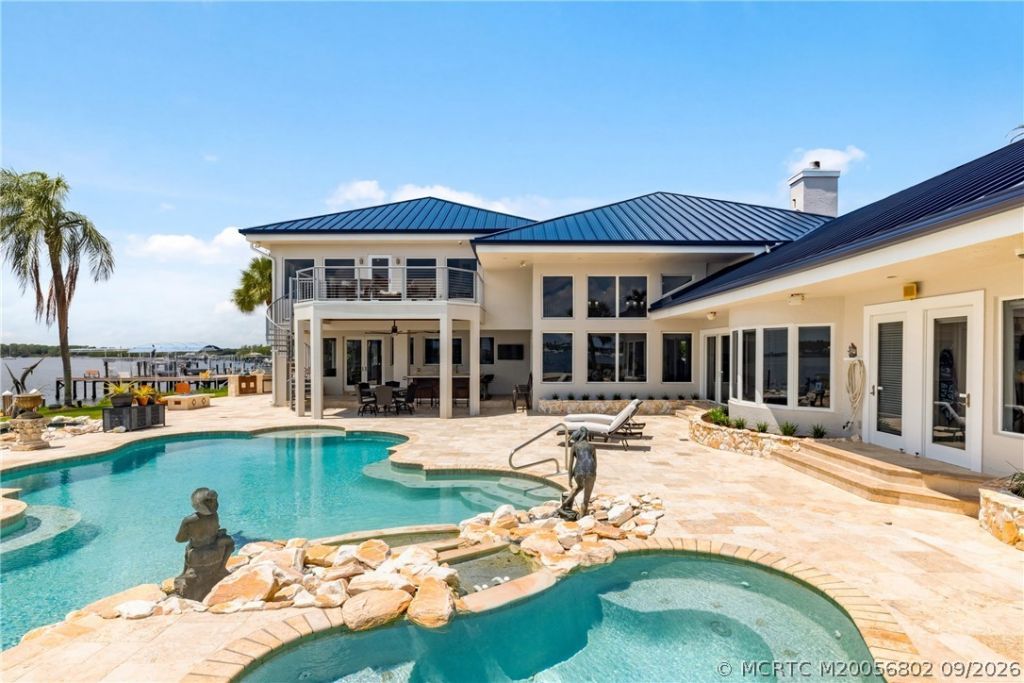 661 SW Bay Pointe Circle, Palm City, FL 34990 Photo