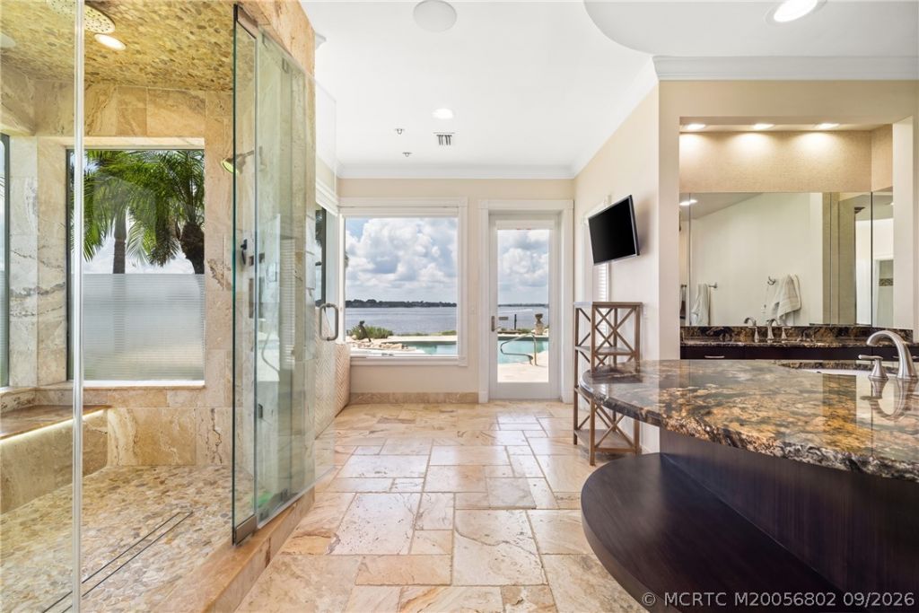 661 SW Bay Pointe Circle, Palm City, FL 34990 Photo